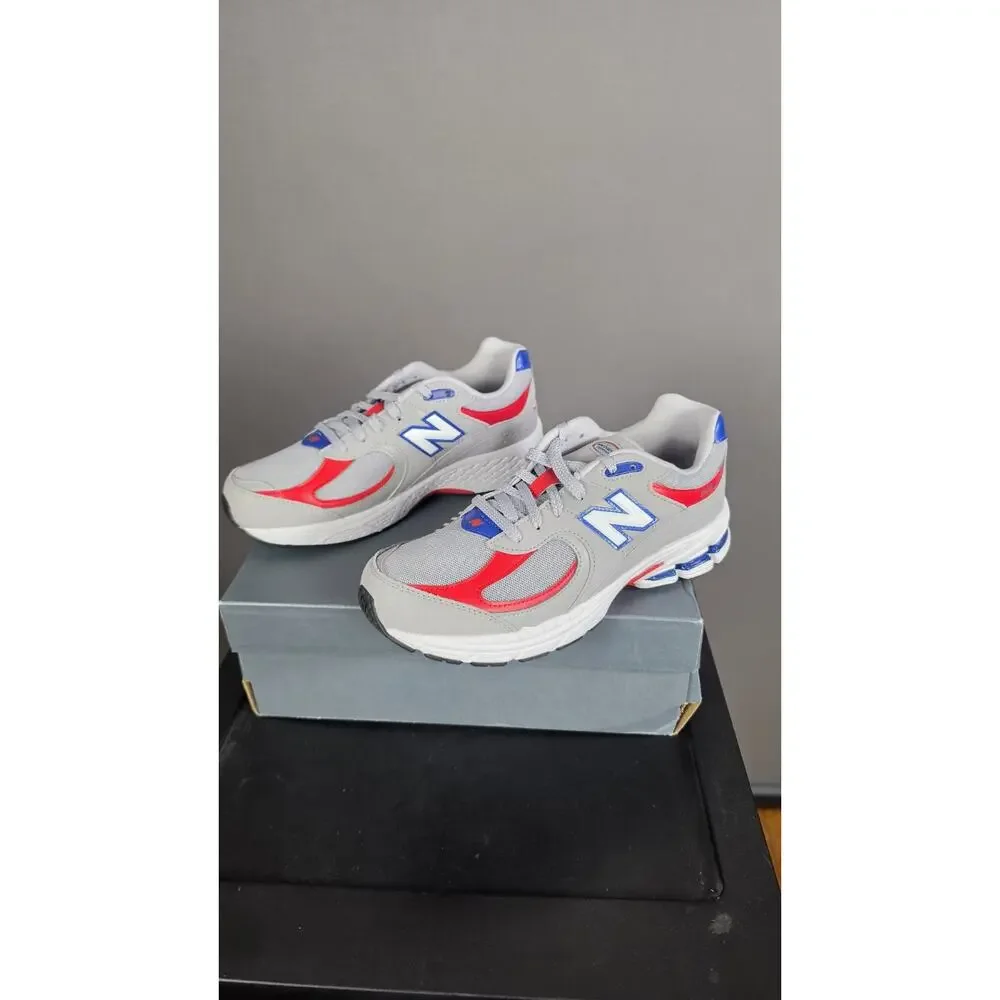 New Balance 2002 Kids Unisex Athletic Sneakers Grey Red‎ GC2002KG US 7